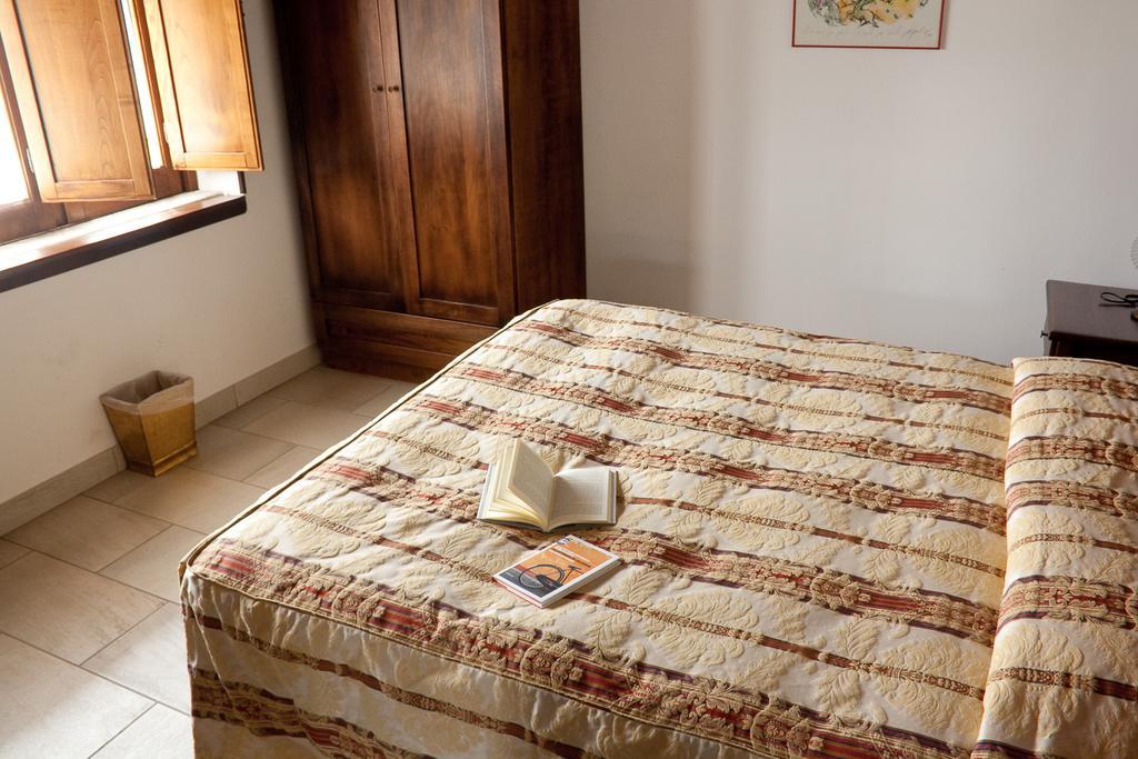 La Rosa Nel Bicchiere Guest House Soveria Mannelli ภายนอก รูปภาพ